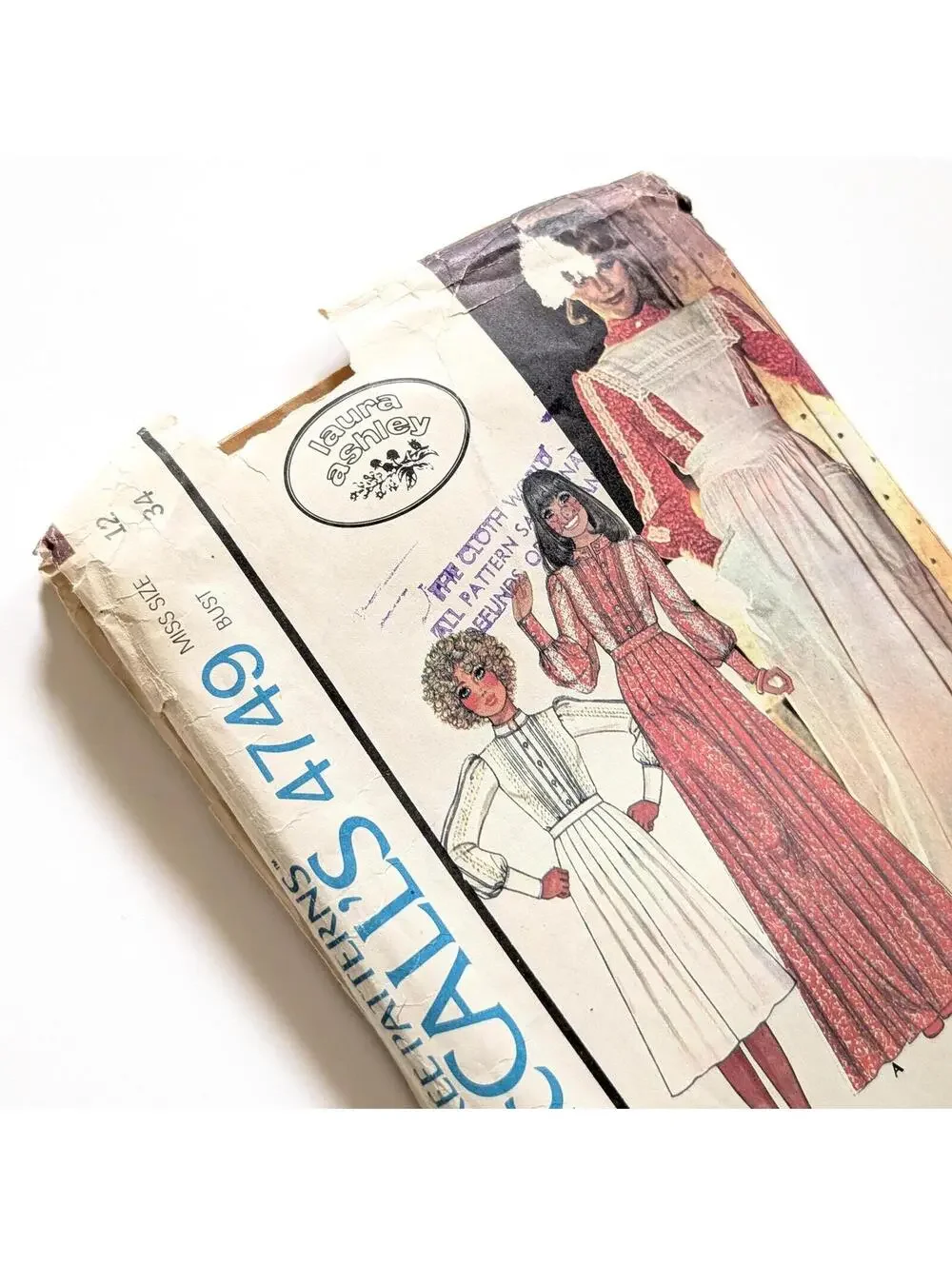 1975 Vintage McCall's Laura Ashley 4749 Sewing Pattern